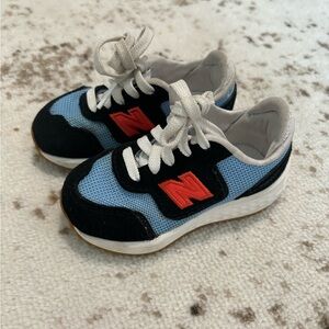 LIKE NEW Toddler New Balance Fresh Foam X70 V1 - Size 5.5